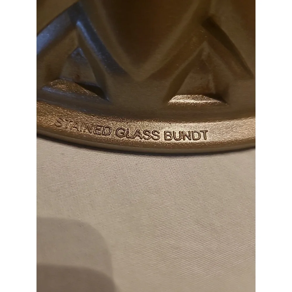 Williams-Sonoma Stained Glass Bunt Pan